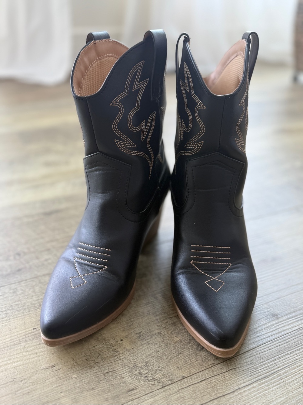 Black Cowgirl Boots with Tan Stitching